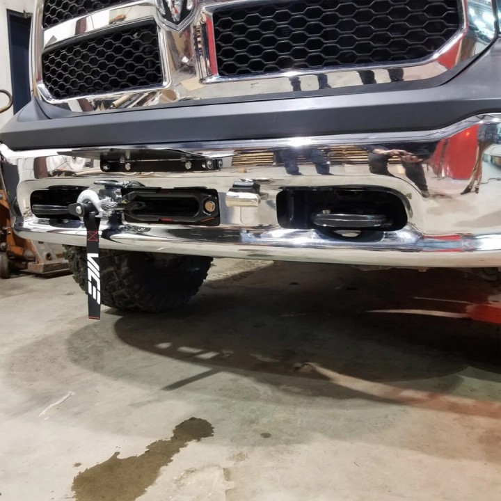 Winch mounting plate for the RAM 1500 Classic DS | Szekla4x4
