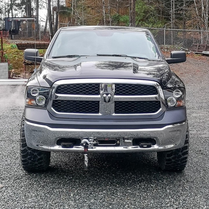 Winch mounting plate for the RAM 1500 Classic DS | Szekla4x4