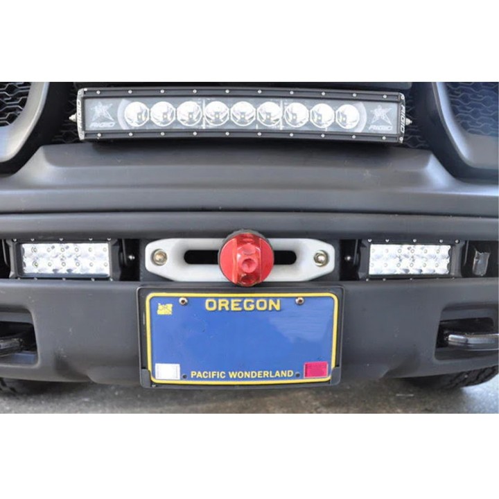 Winch mounting plate for the RAM 1500 Classic DS | Szekla4x4