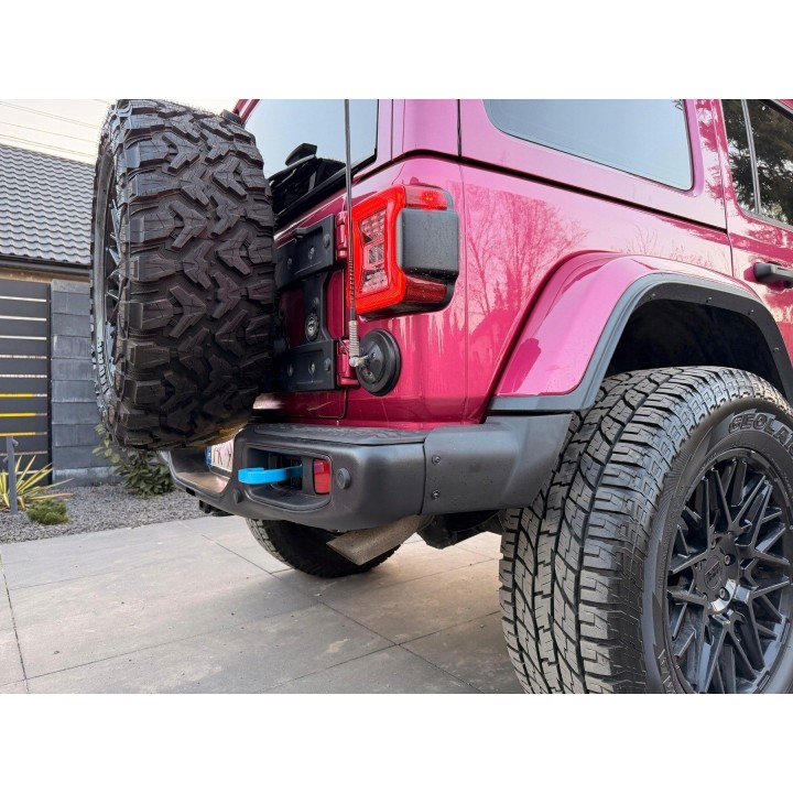 Steel Rear Bumper with PDC Sensor Holes - Jeep Wrangler JL/JLU 2018+ - view 2