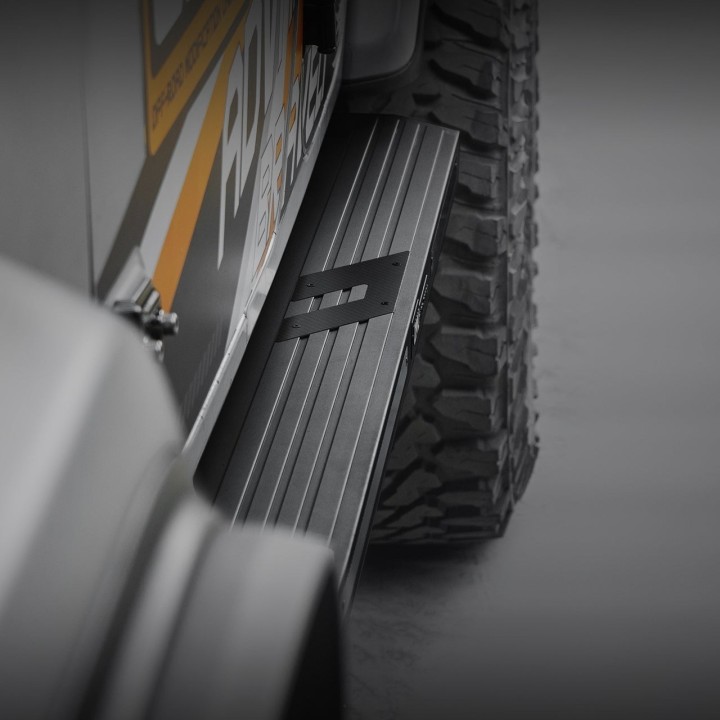 OMU Genesis Side Steps - Jeep Wrangler JLU 2018-2025 - view 8