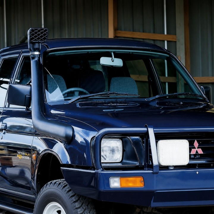 Snorkel Snakeman 4WD right side Mitsubishi L200 SNST96A