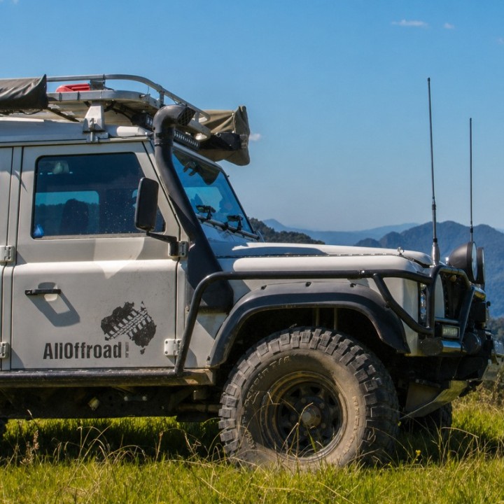 Snorkel Snakeman 4WD Land Rover Defender 300TD SNSLD5