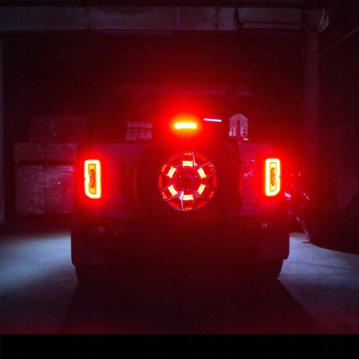 LED Brake Light behind Spare Wheel Bronco 21+