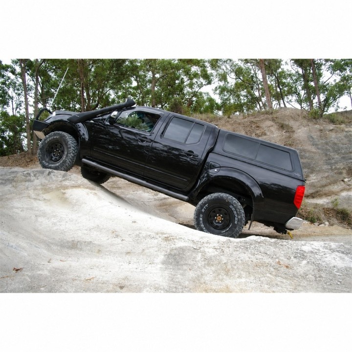Wheel Snakeman 4WD Nissan Navara D40 SNFC17X8-6X114,3X66/0/B