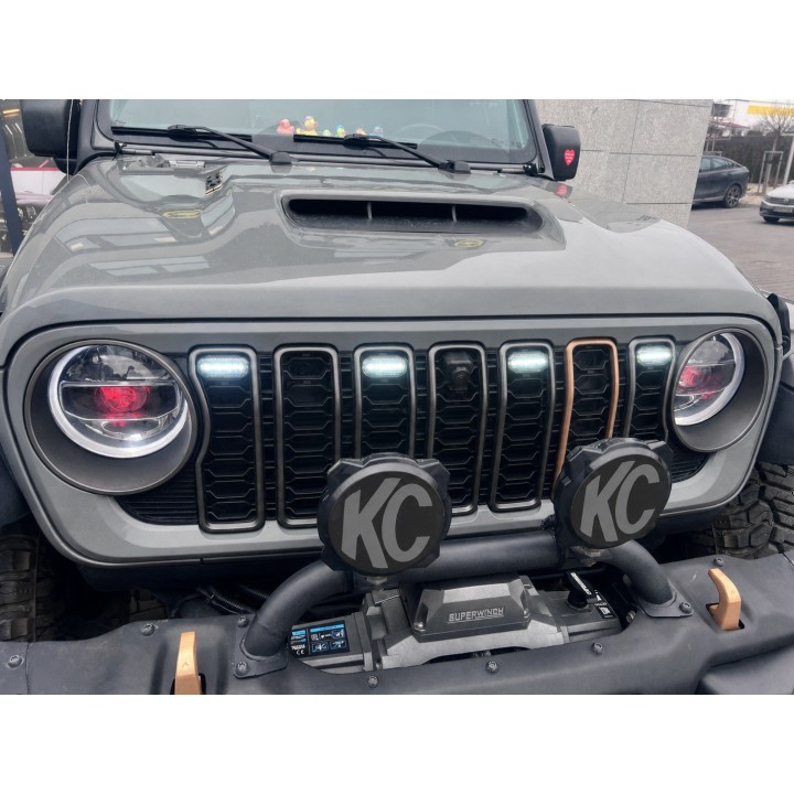 Grille Lights Jeep Wrangler JL and Gladiator — White