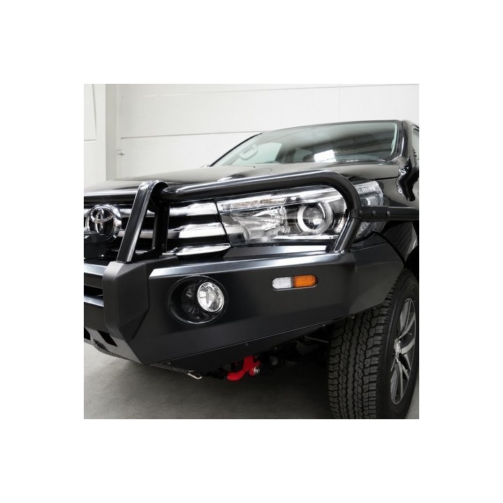 Bumper Ironman 4x4 Toyota Hilux Revo BBCD051 | Szekla