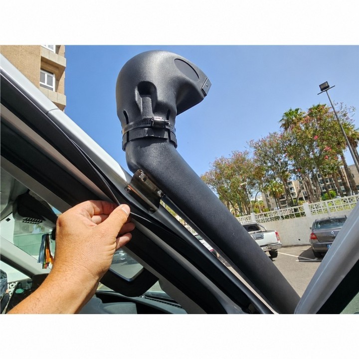 Snorkel Snakeman 4WD right side Volkswagen T4 SNSL400