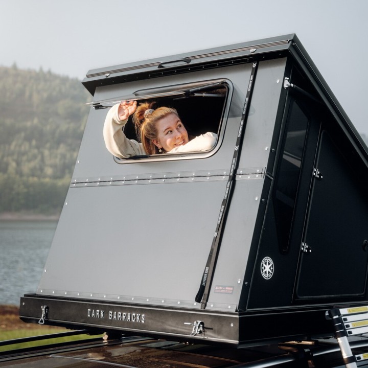 Dark Barracks 2.0 Basic Hardside Roof Tent | Szekla4x4.pl