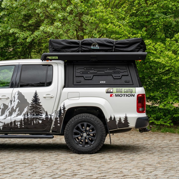 Wild Camp Horizon side awning in aluminium cassette with LED - view 3