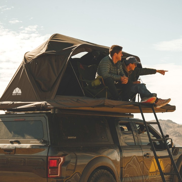 Roof Space 4 family rooftop tent 205x200 | Szekla4x4