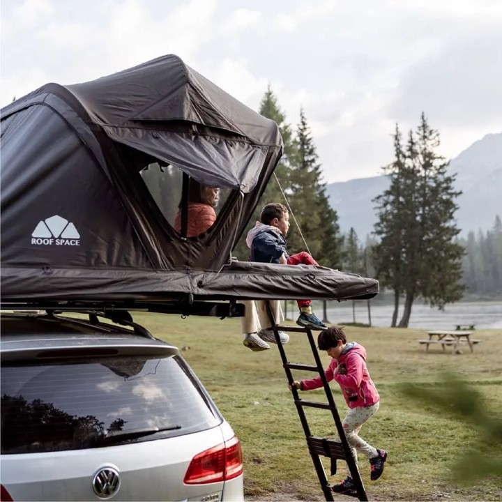 Roof Space 4 family rooftop tent 205x200 | Szekla4x4