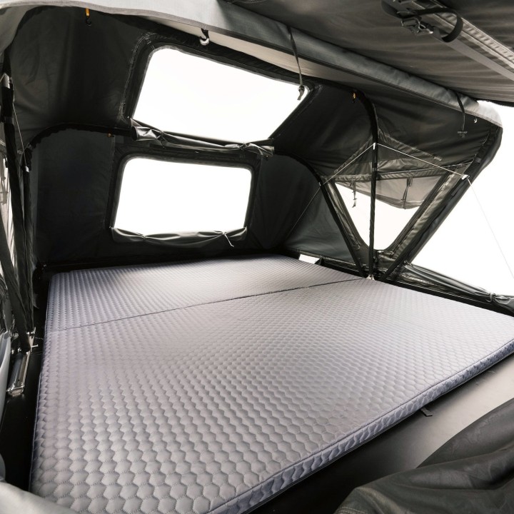 Roof Space 4 family rooftop tent 205x200 | Szekla4x4