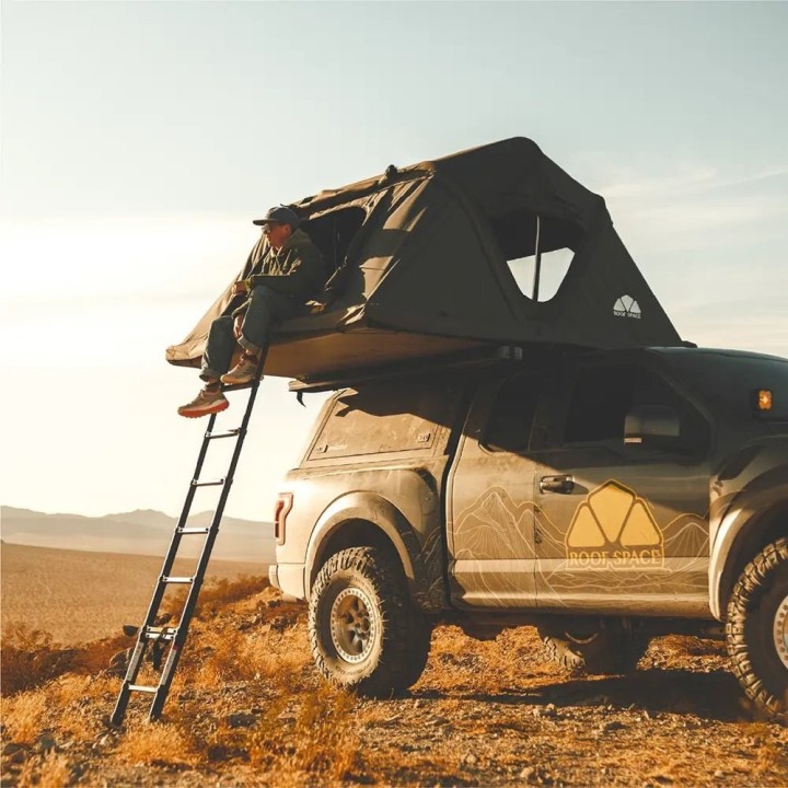 Roof Space 4 family rooftop tent 205x200 | Szekla4x4