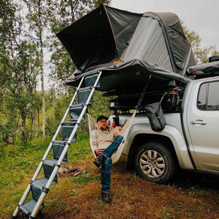 Roof Space hanging chair for RS2 and RS4 | Szekla4x4