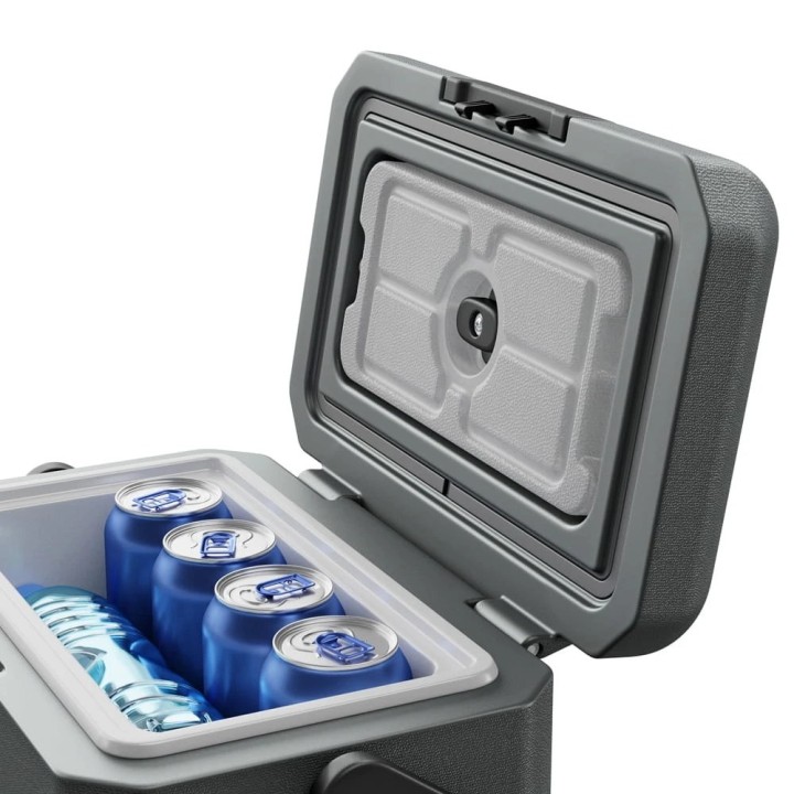 Yolco ET8 Carbon 9 L compressor fridge | Szekla4x4
