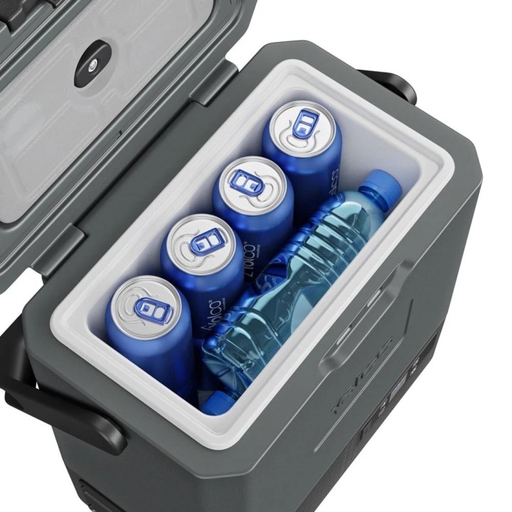 Yolco ET8 Carbon 9 L compressor fridge | Szekla4x4