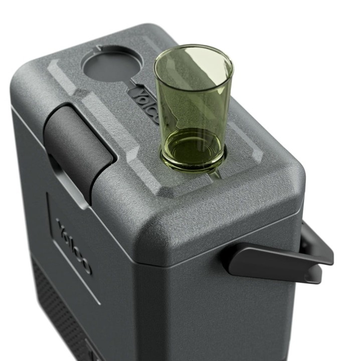 Yolco ET8 Carbon 9 L compressor fridge | Szekla4x4