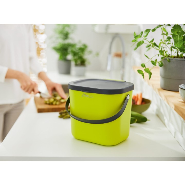 Yolco Albula lime green 6 L mini multibag with a lid
