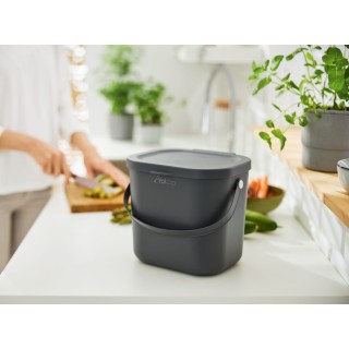 Yolco Albula graphite 6 L mini multibag with lid, recycled