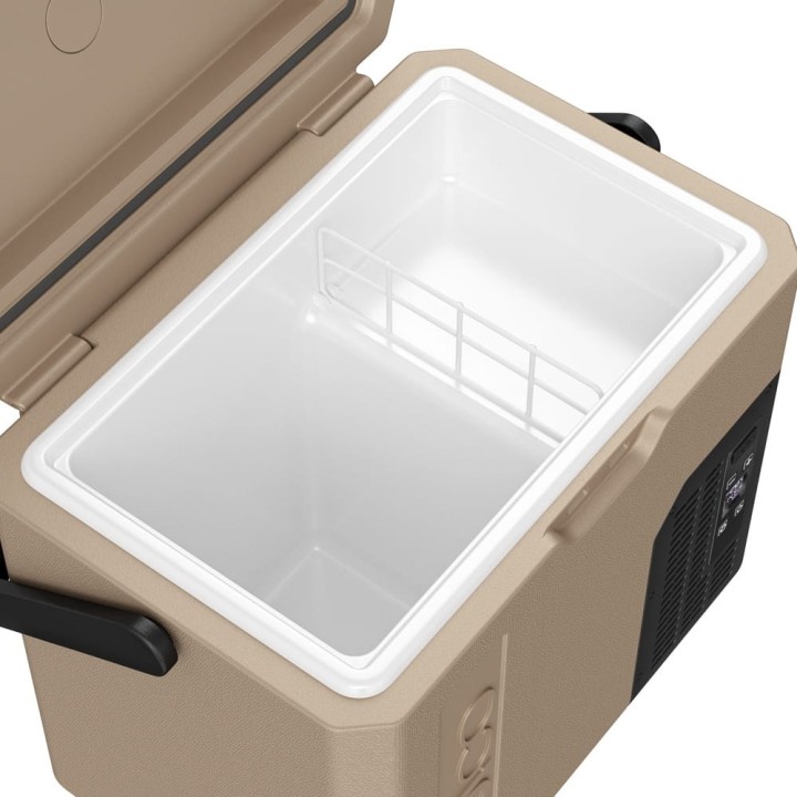 Yolco ET18 Sand 17 L compressor fridge | Szekla4x4