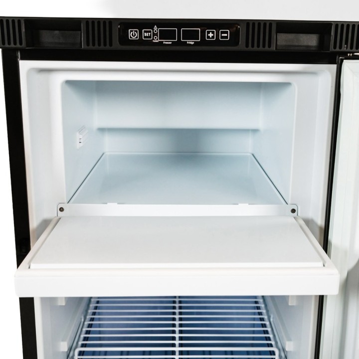 Yolco RL105M Black 104 L built-in fridge with freezer