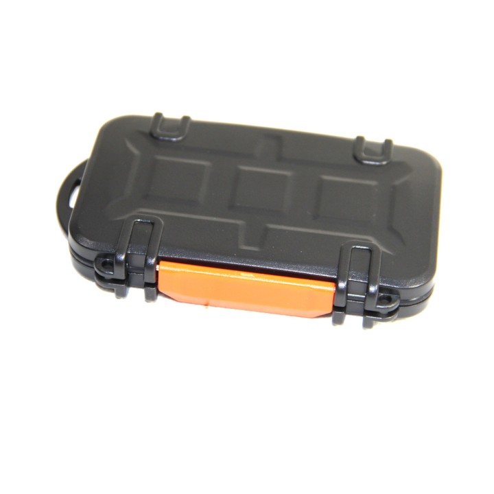 Pojemnik na 8 kart SD lub 4CF Wolfcase
