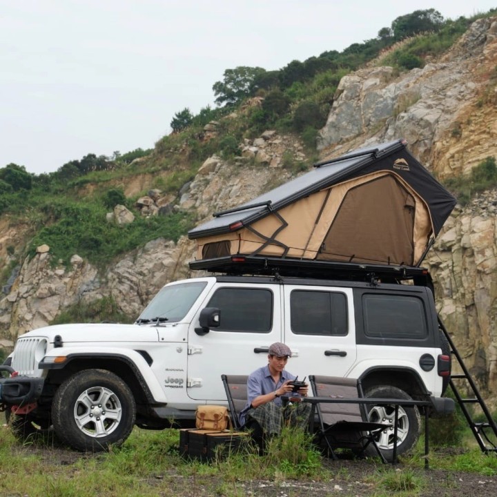 Wild Land Bush Cruiser V2 120 Roof Tent - 1-2 people
