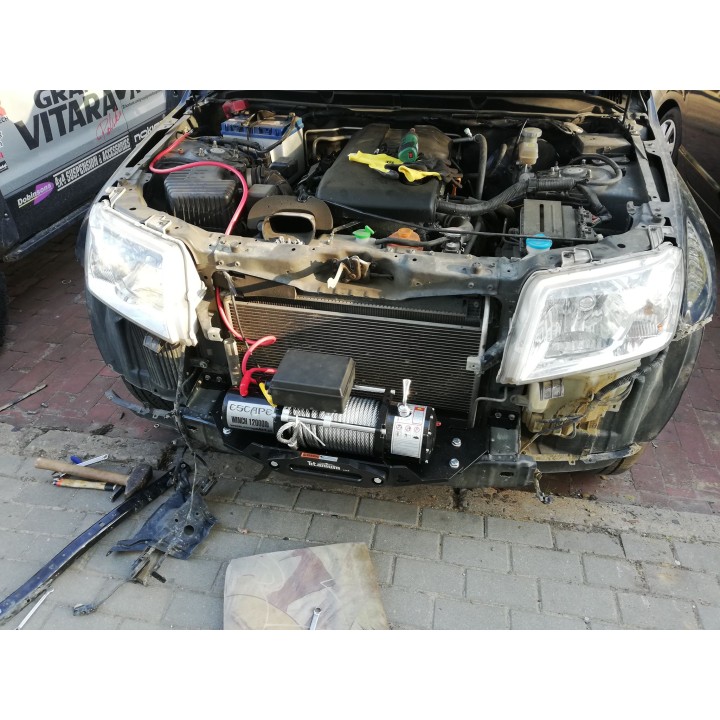 Płyta montażowa wyciągarki Suzuki Grand Vitara II