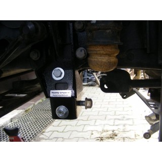 Wzmocnienie mocowania drążka panharda do ramy Jeep Wrangler JK 2007-2018
