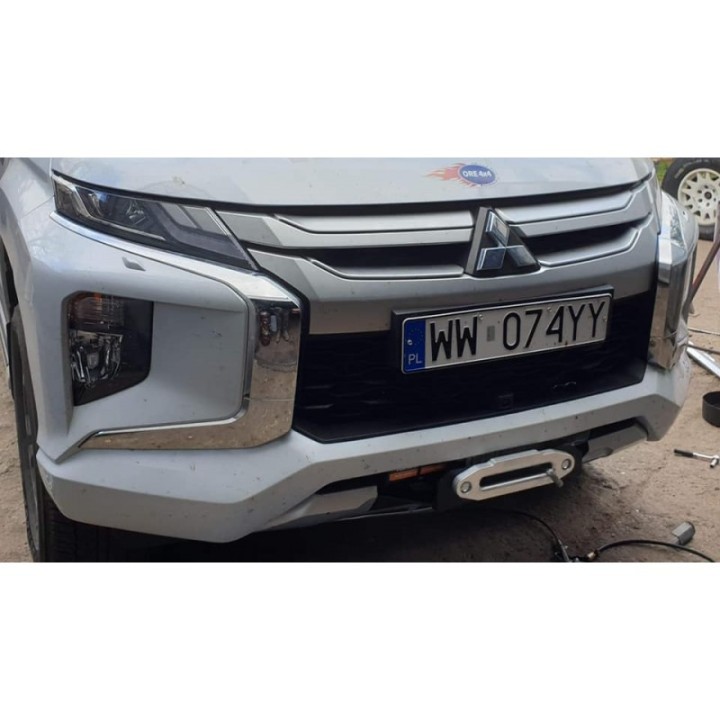 Mitsubishi L200 Triton 2019- płyta montażowa wyciągarki