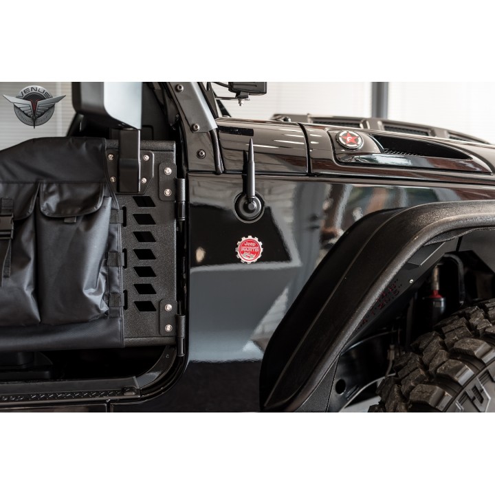 JEEP WRANGLER EMBLEMAT PERFORMANCE CZERWONY