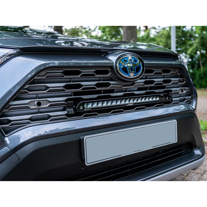 Kit with LAZER Linear 18 Elite - Toyota RAV4 Hybrid (2018 -)