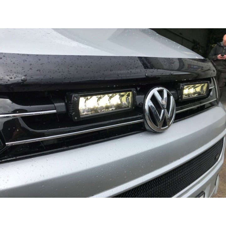 Kit of two LAZER TRIPLE-R 750 (Gen2) with factory grille mounting system - VW T5 (2010 -) - view 2