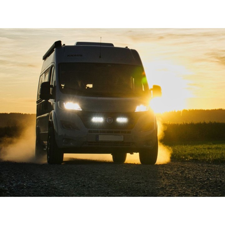 Kit of two LAZER TRIPLE-R 750 Elite (Gen2) with factory grille mounting system - Fiat Ducato (2014 -) - view 3