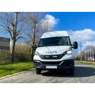 Kit of two LAZER TRIPLE-R 750 (Gen2) - Iveco Daily (2019 -)
