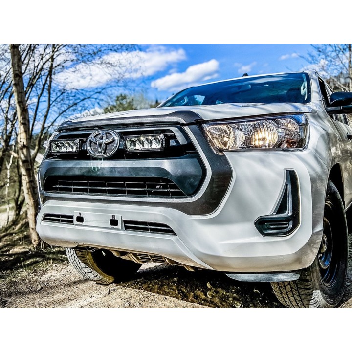 Kit of two LAZER TRIPLE-R 750 (Gen2) - Toyota Hilux (2021 -)
