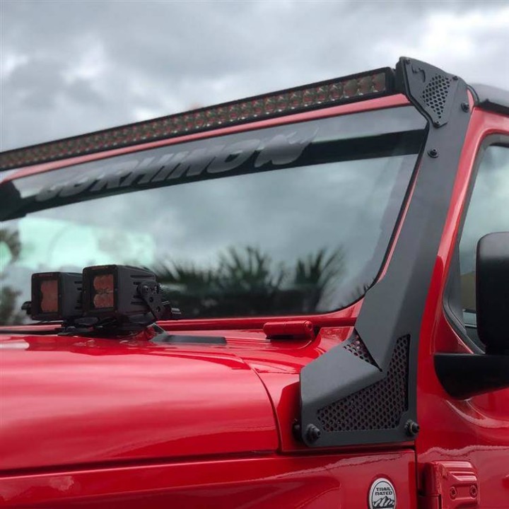Mocowanie Oświetlenie LED HID i inne 50" nad przednią szybą Go Rhino