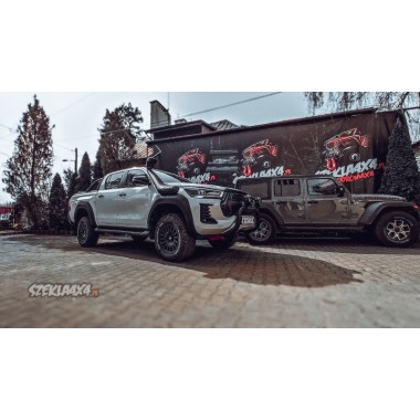 Toyota Hilux - konserwacja podwozia, Geometria, montaż snorkla i inne