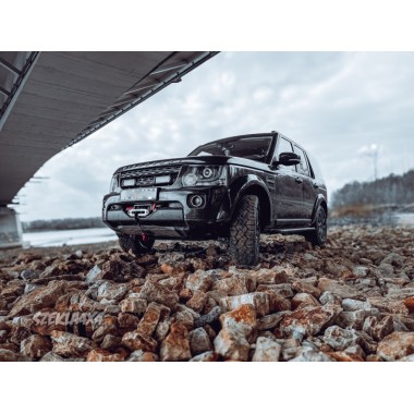 Additional lighting for Land Rover Discovery 4 - LAZER kit in the grill